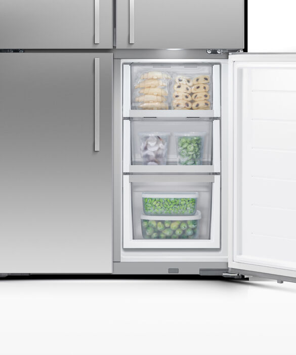Freestanding Quad Door Refrigerator Freezer, 36, 18.9 cu ft, Ice & Water