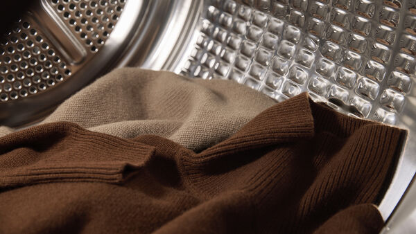 GENTLE CARE FOR THE FINEST WOOL