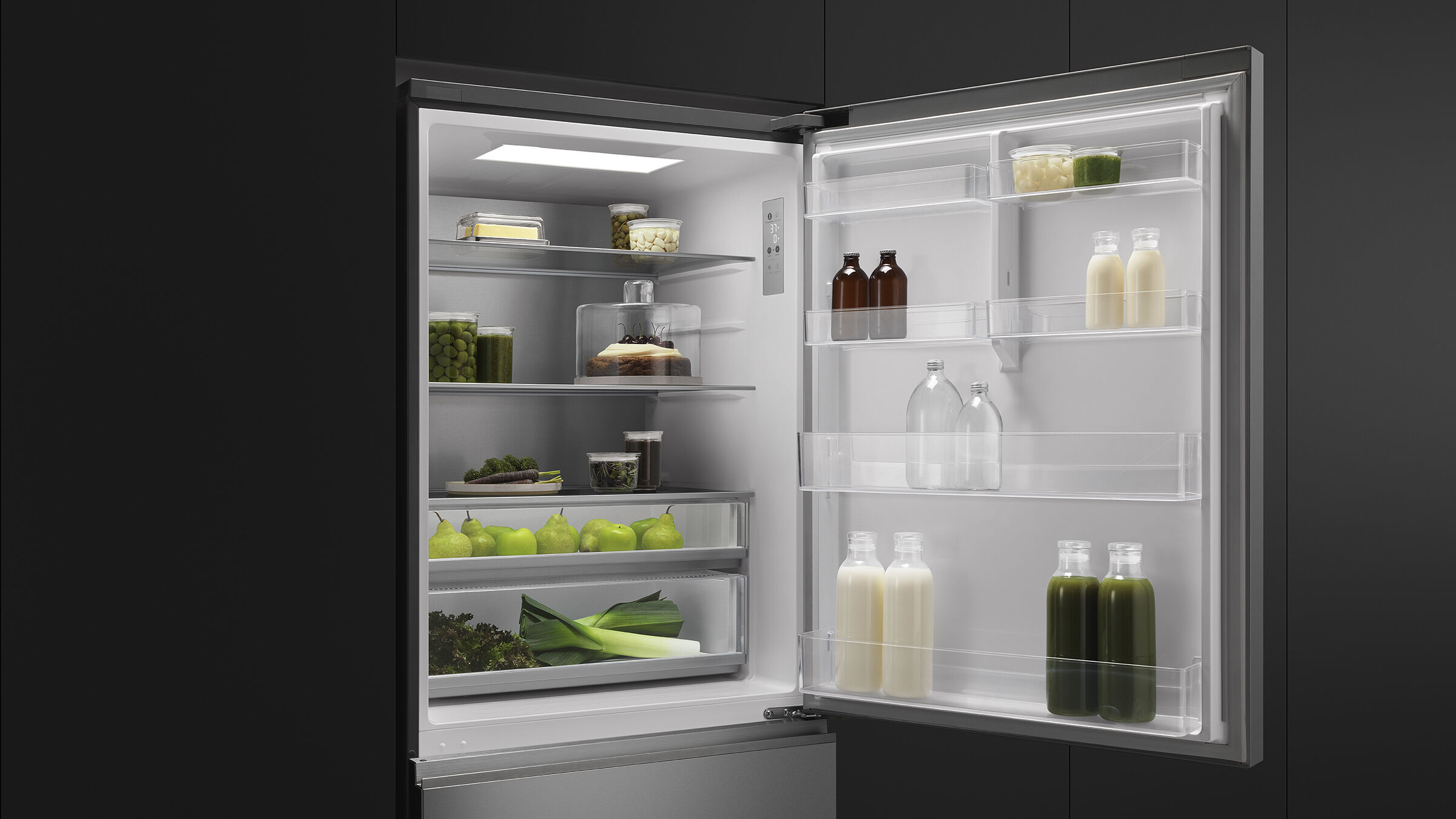 18.2cu ft Series 7 Refrigerator Freezer, Ice - RF178WRNJX1