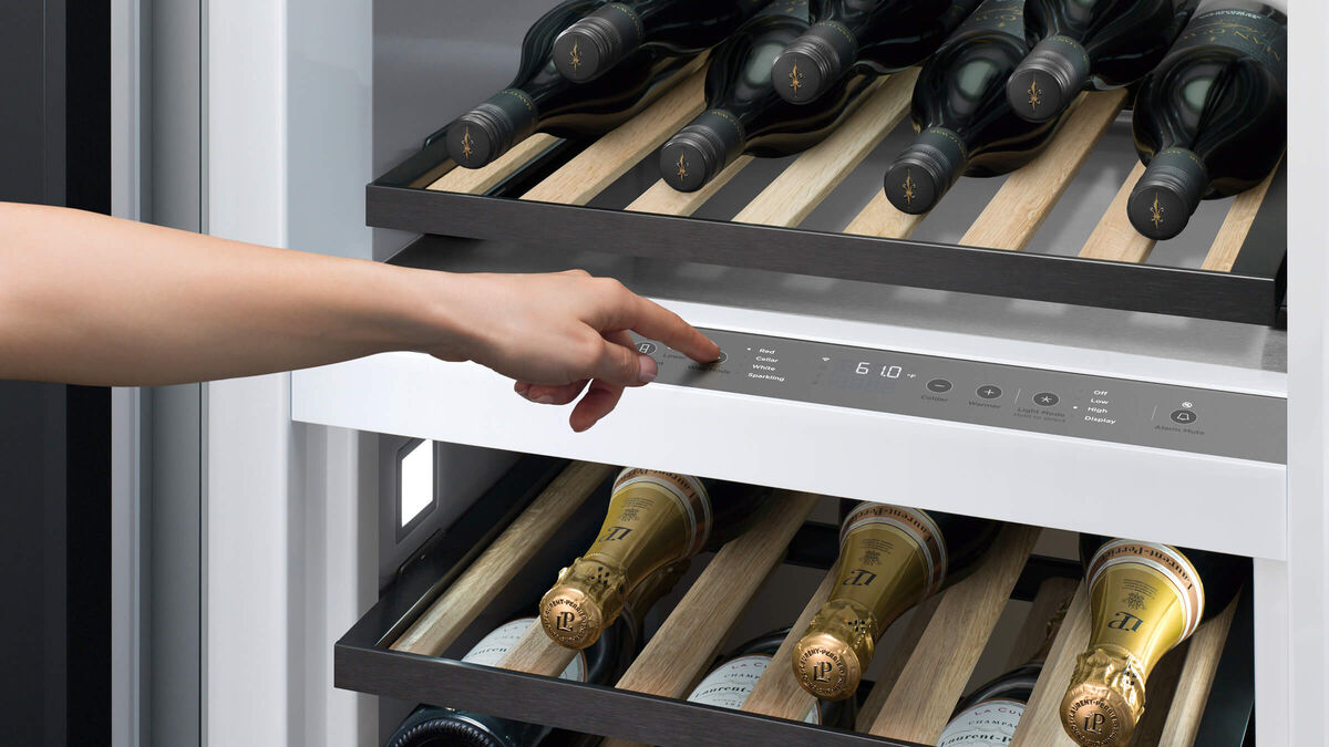 Integrated Column Wine Cabinet, 24" | Fisher & Paykel USA