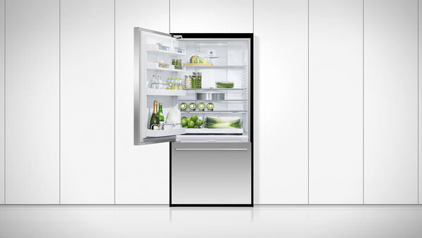 Freestanding Refrigerator Freezer, 32, 17.1 cu ft, Ice