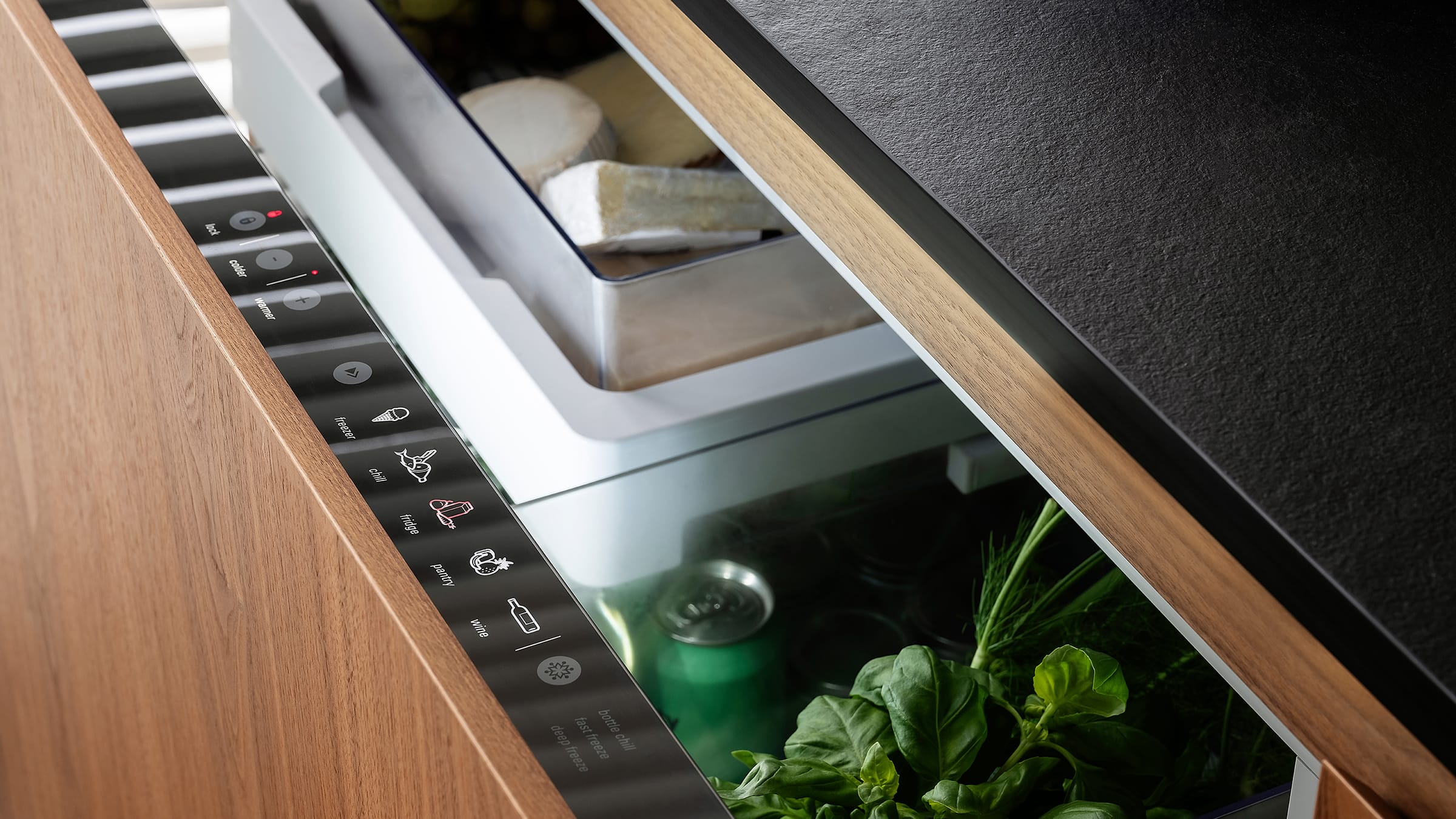 Close up of the Fisher & Paykel Integrated CoolDrawer™ multi-temperature drawer side view showing controls