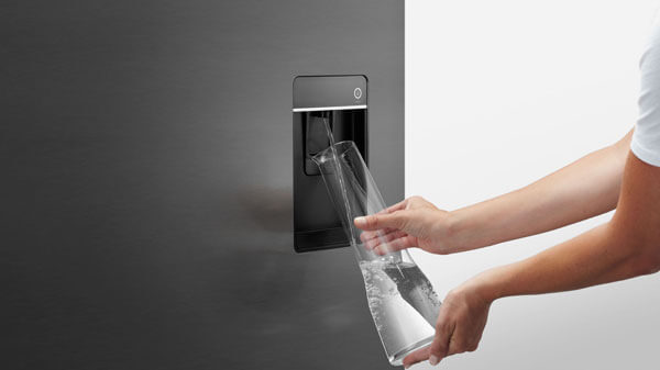 Ultra slim water dispenser