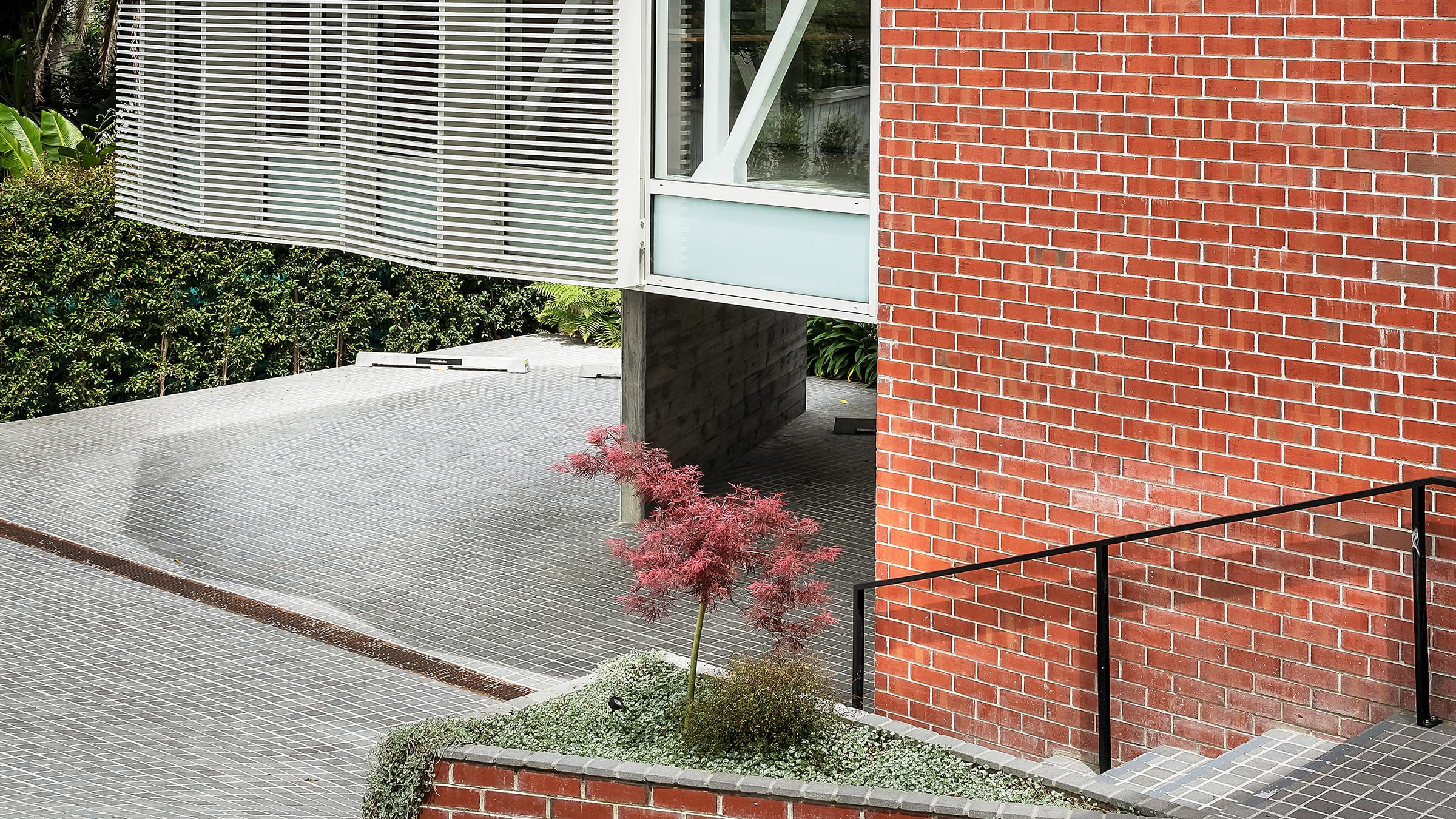 Exposed-brick detail