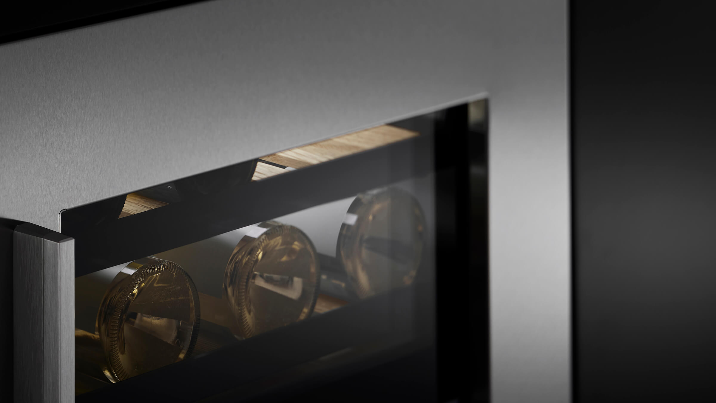 UV-filtered glass on a built-in unit