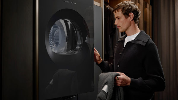 YOUR FAVOURITES, PERFECTLY SYNCED