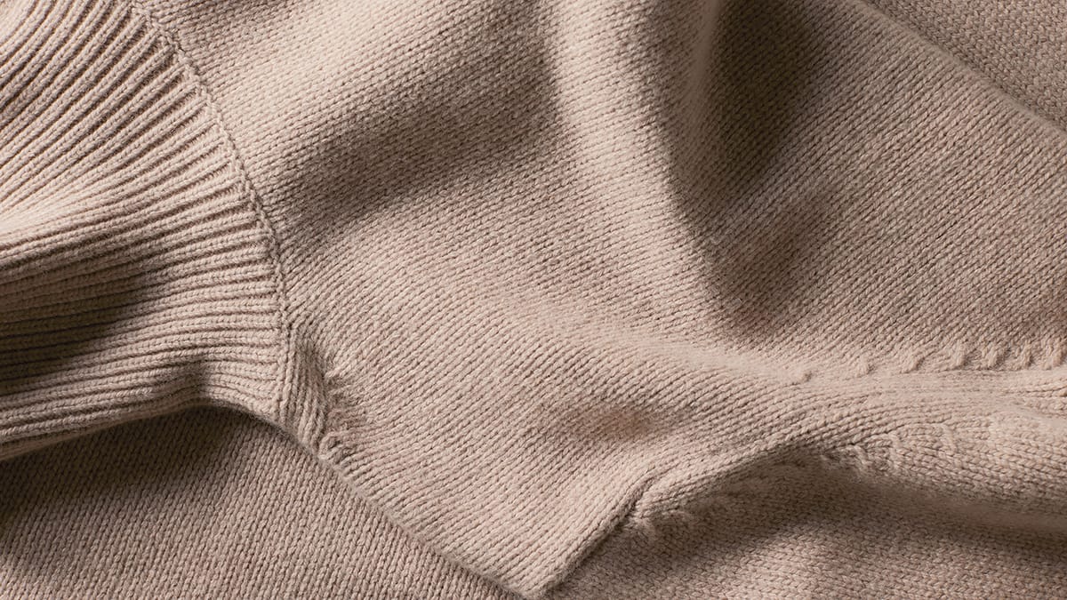 Woollen sweater detail